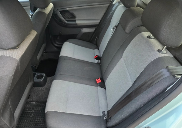 Skoda Fabia cena 13300 przebieg: 114385, rok produkcji 2010 z Chojnów małe 301